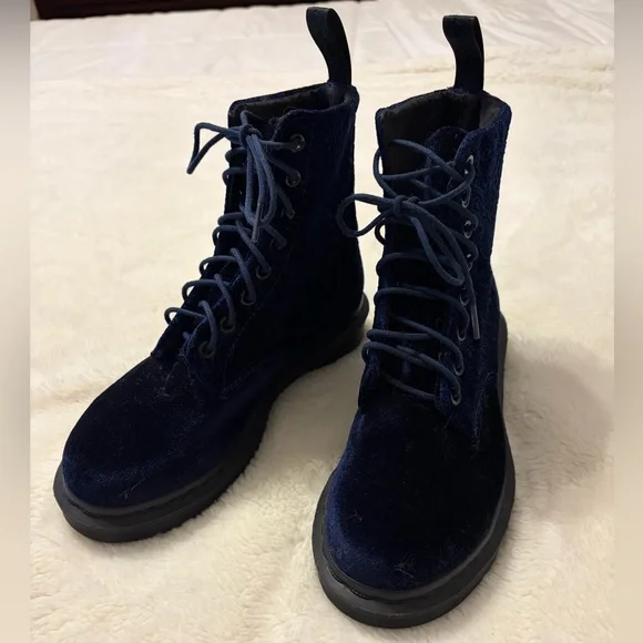 Dr. Martens 1460 Blue Brocade Velvet Emboss Lace Up Boot Size 6 - Picture 1 of 7